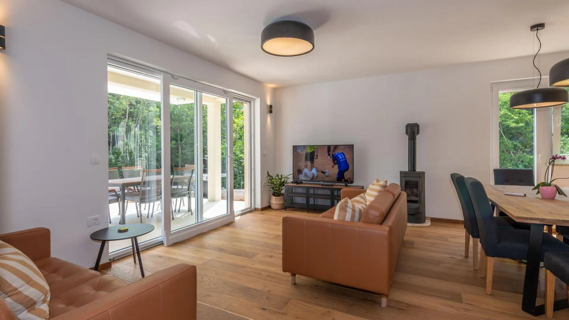 Holiday home Villa Sarah, Mediterranean Elegance Minutes From The Beach Veligolji
