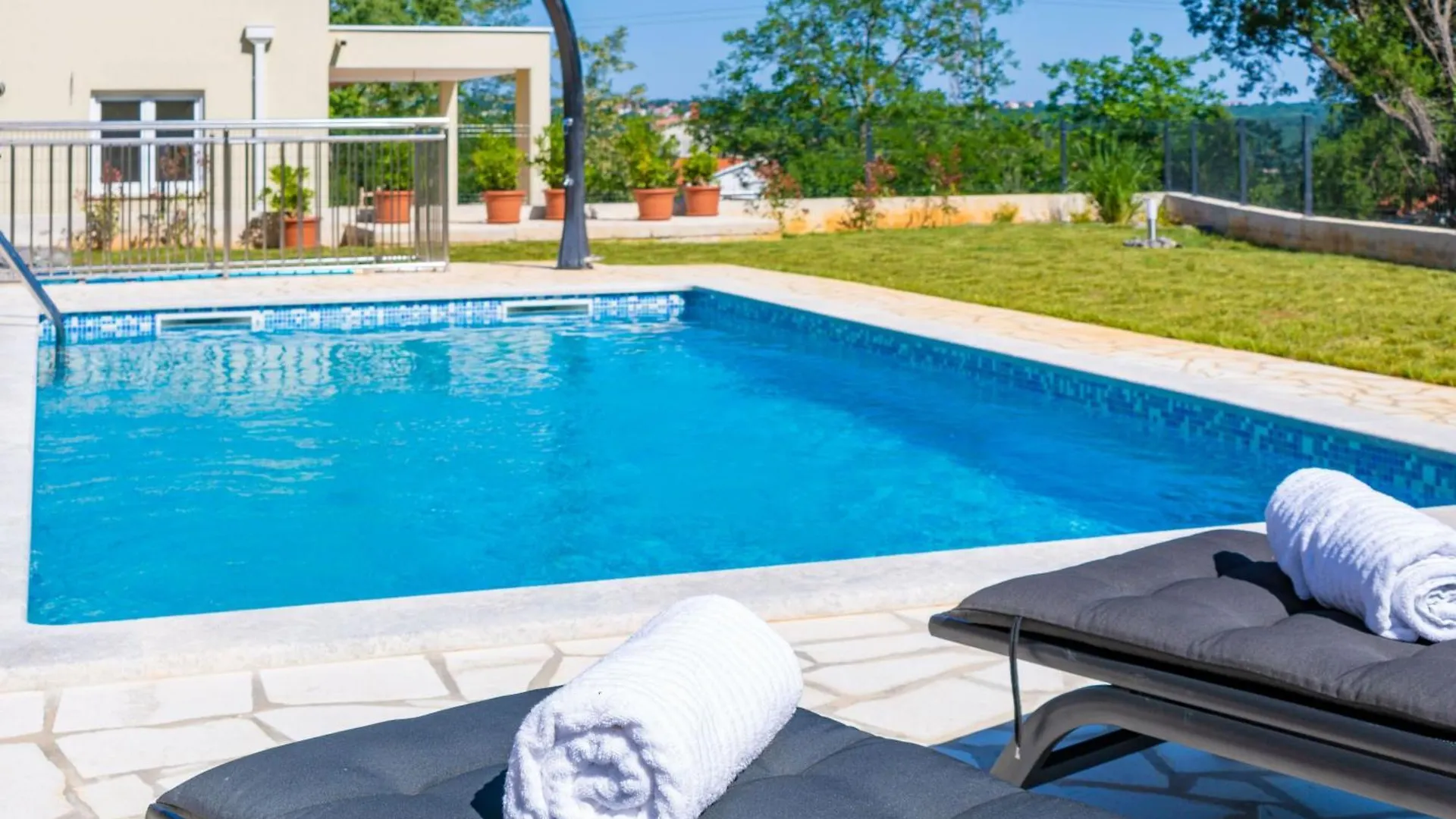 Villa Sarah, Mediterranean Elegance Minutes From The Beach Veligolji 0*,  Kroatië